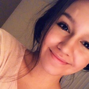 Meet your Posher, Alicia